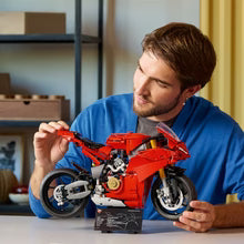LEGO® Technic™ - 42202 Ducati Panigale V4 S Motorcycle