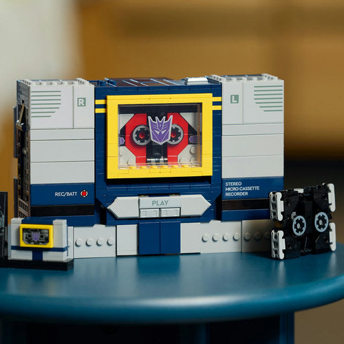 LEGO® Icons - 10358 Transformers: Soundwave