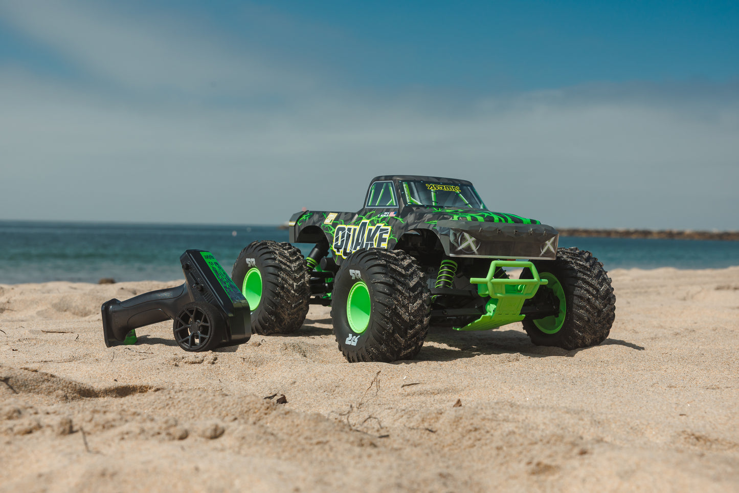 Arrma 1/10 Quake 223S with DSC 2wd RTR
