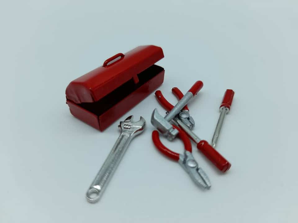 Red 1/10 tool box