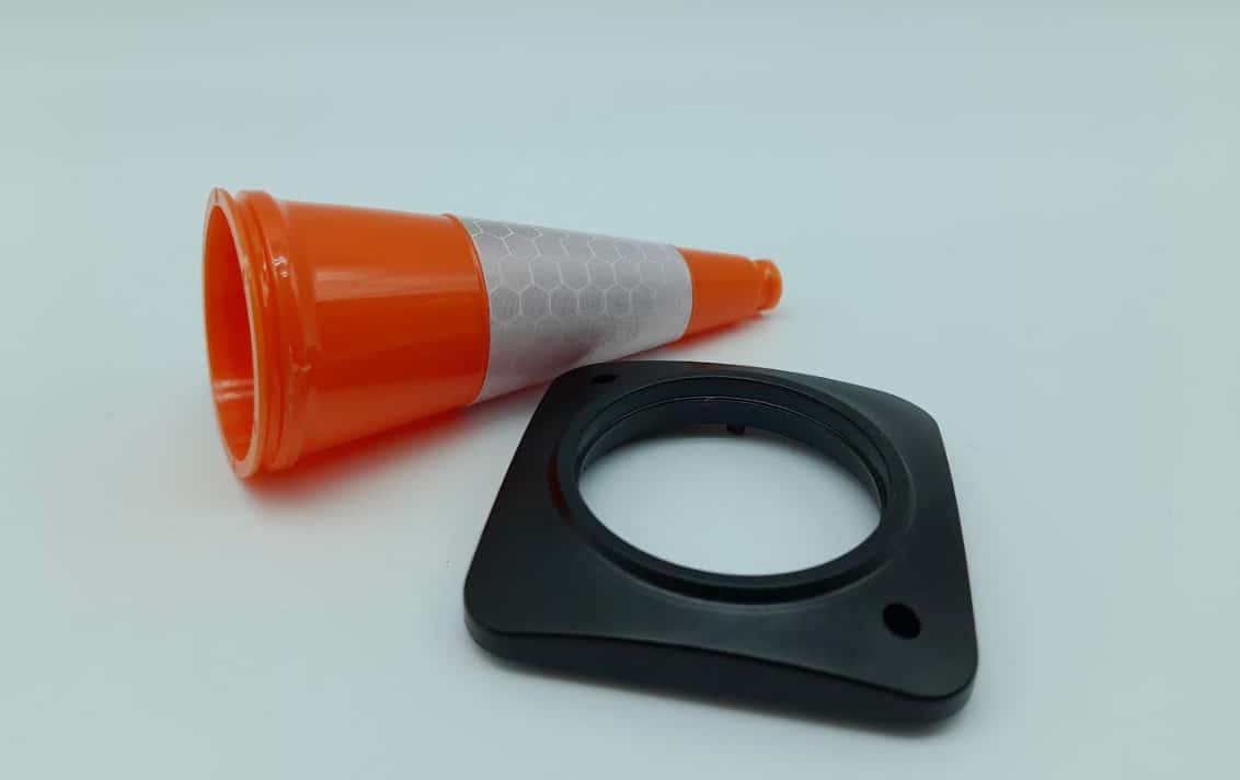 Set of (2) 1/10 Scale Cones
