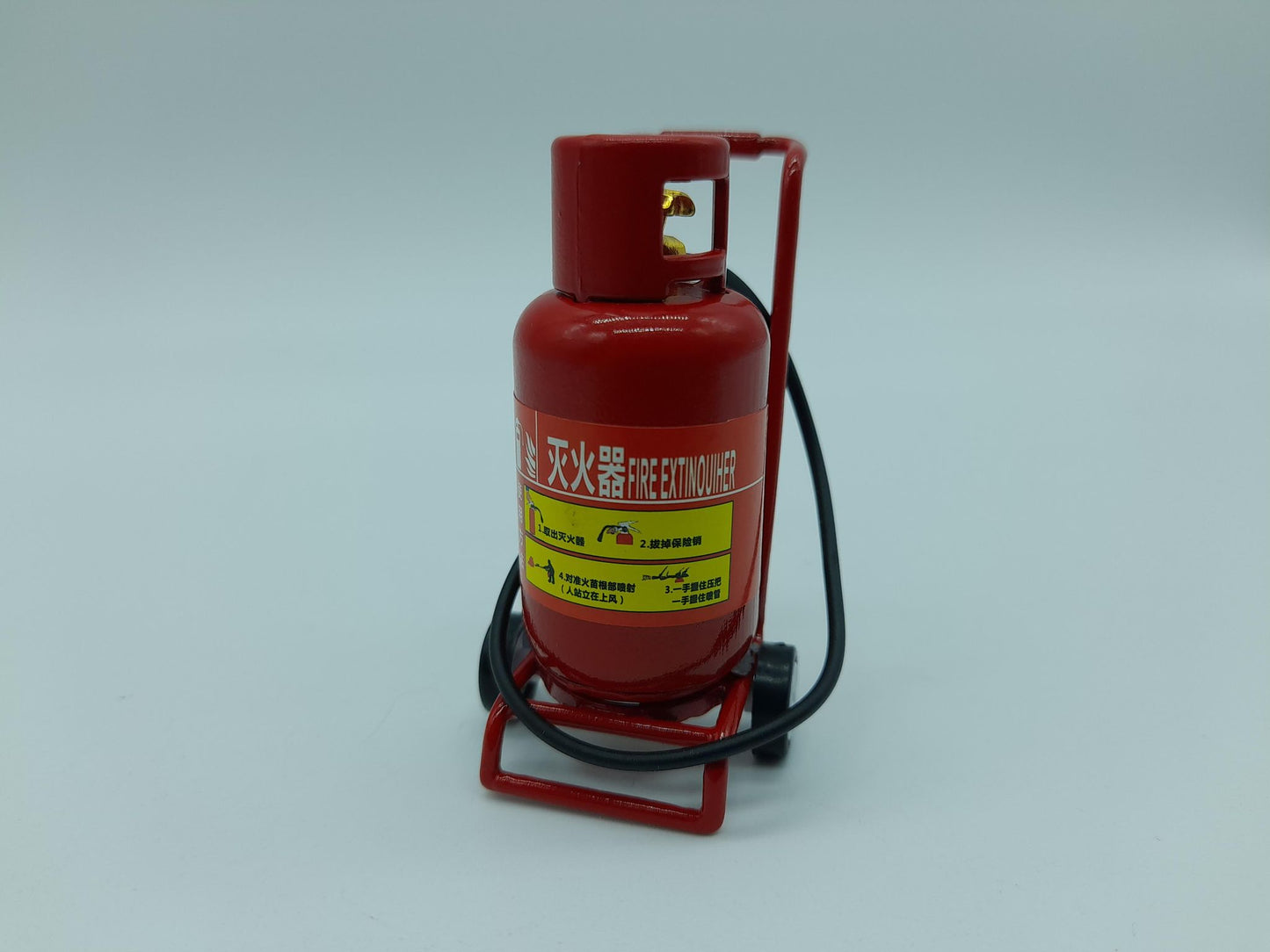 Scale Fire extinguisher on trolley 1/10