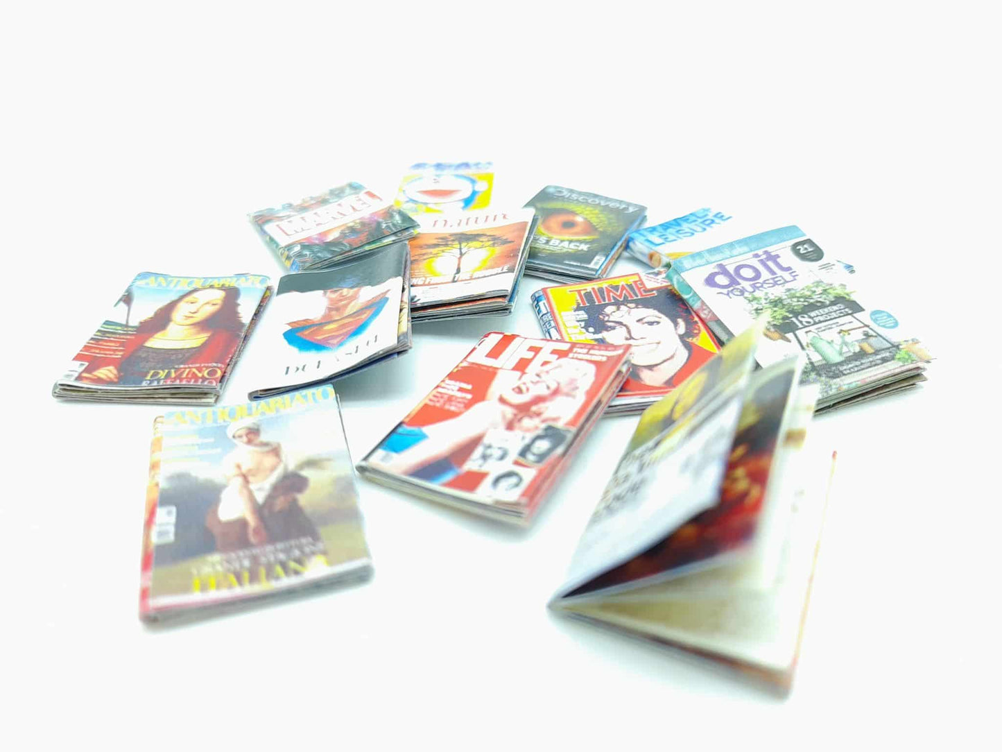 1/10 scale magazines