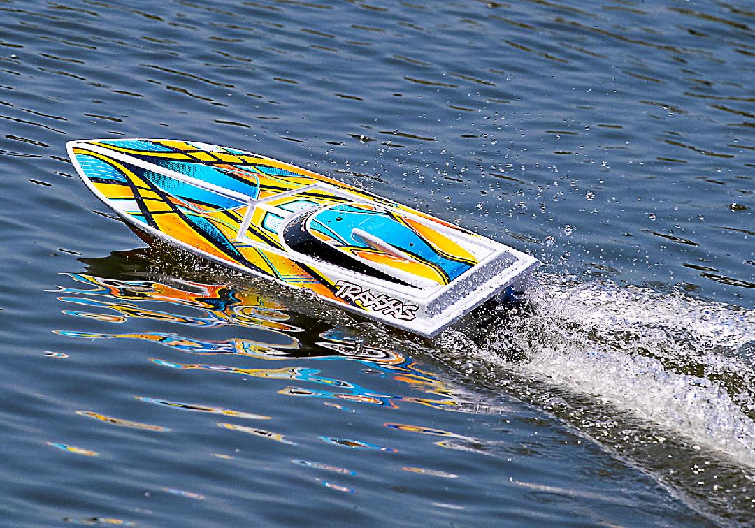 Traxxas Blast 24" High Performance RTR Race Boat - Green