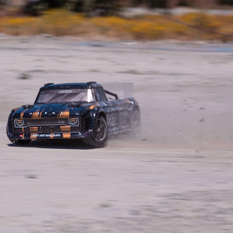 1/8 INFRACTION 4X4 3S BLX 4WD All-Road Street Bash Resto-Mod Truck RTR GOLD