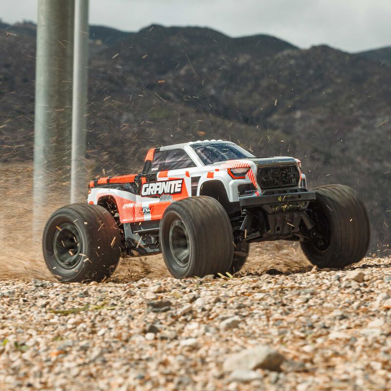 1/10 GRANITE MEGA 665 4X4 RTR Brushed Monster Truck