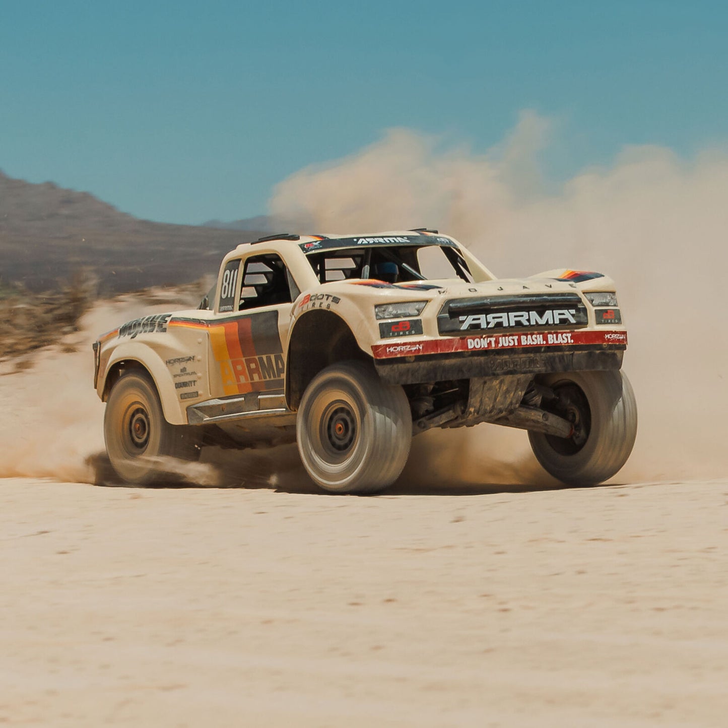 Arrma 1/7 MOJAVE 6S Brushless Desert Truck 4X4 RTR