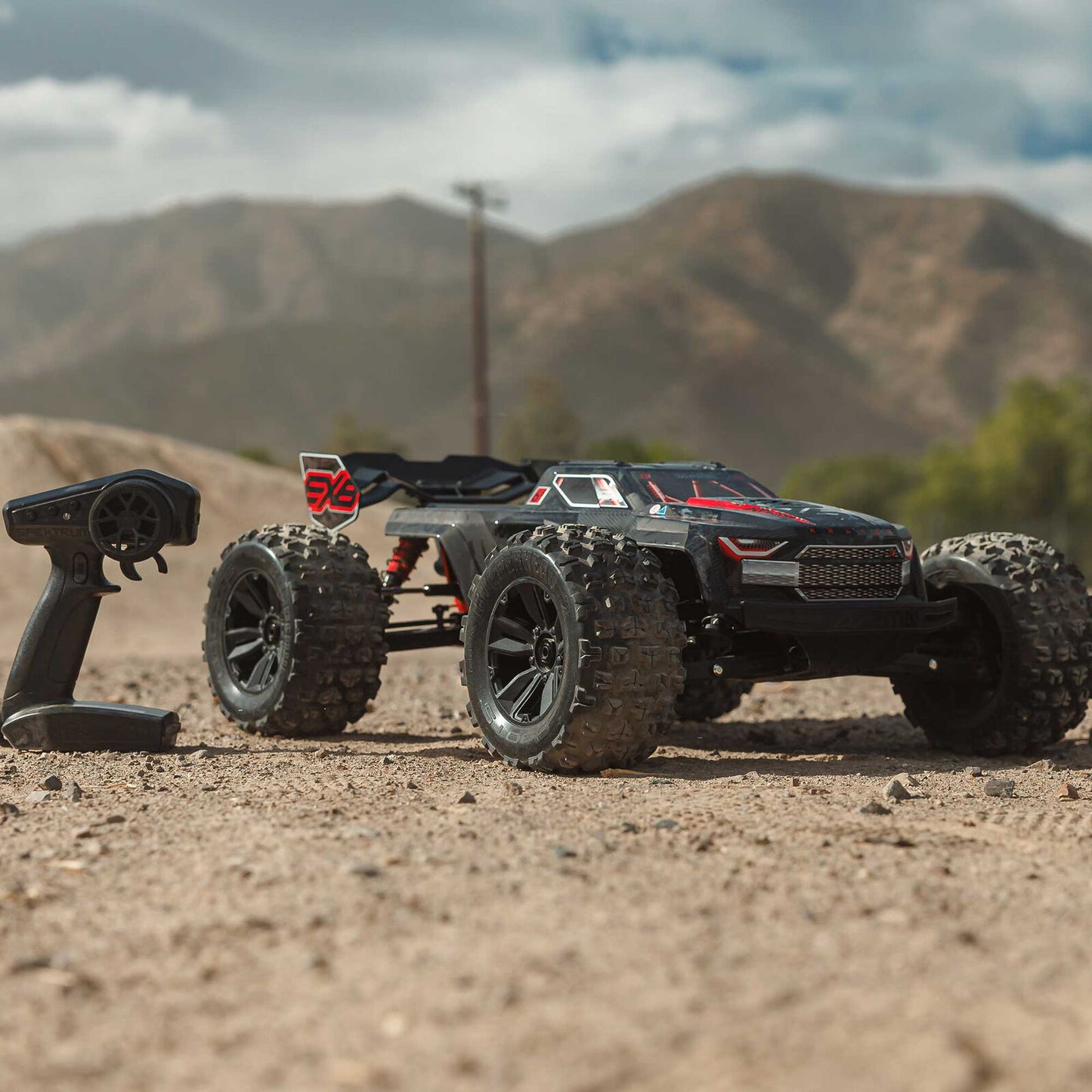 1/8 KRATON 6S EXB 4X4 RTR Brushless Speed Truck, BLACK (Clipless)