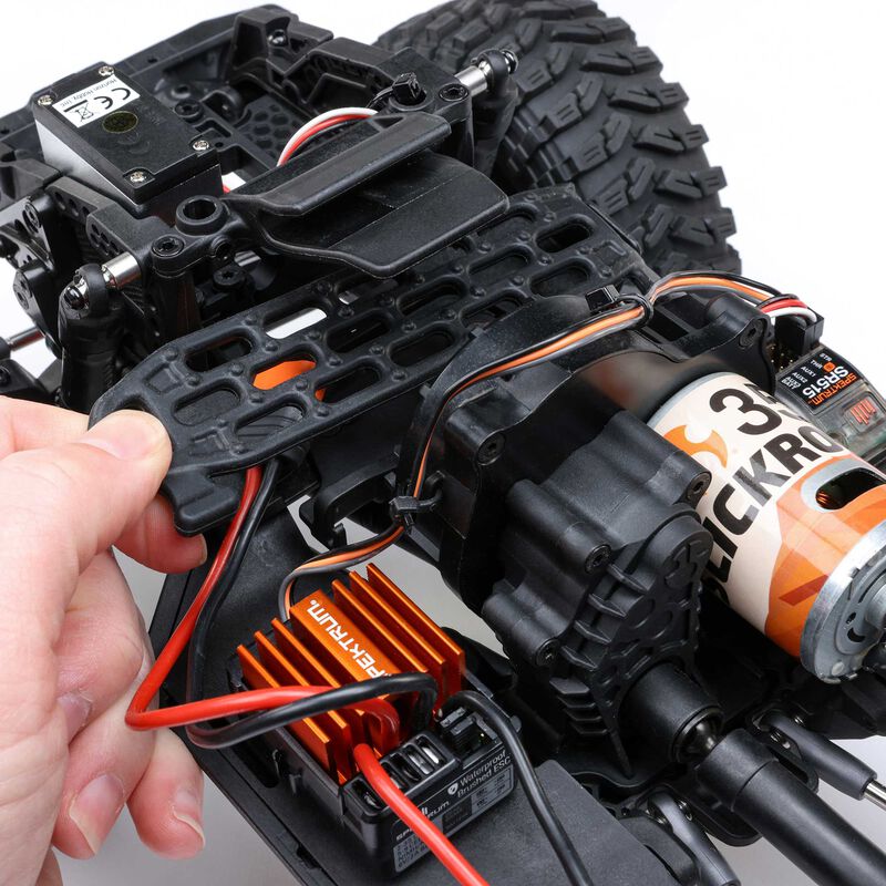 Axial 1/10 SCX10 III Coyote Brushed 4X4 RTR