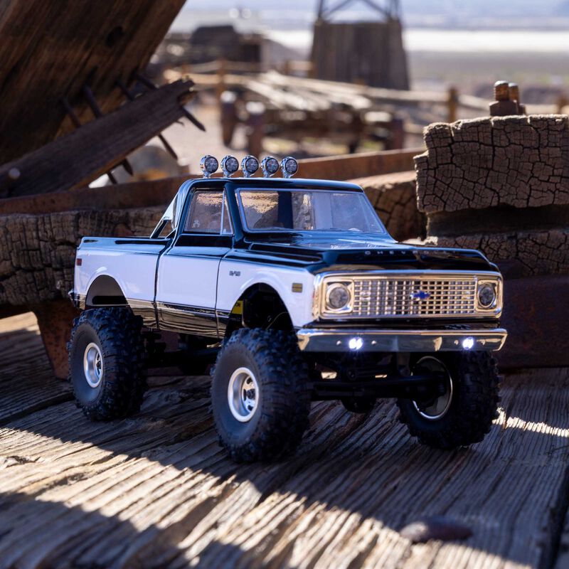 Axial 1/24 SCX24 1971 Chevrolet C10 4WD Truck RTR
