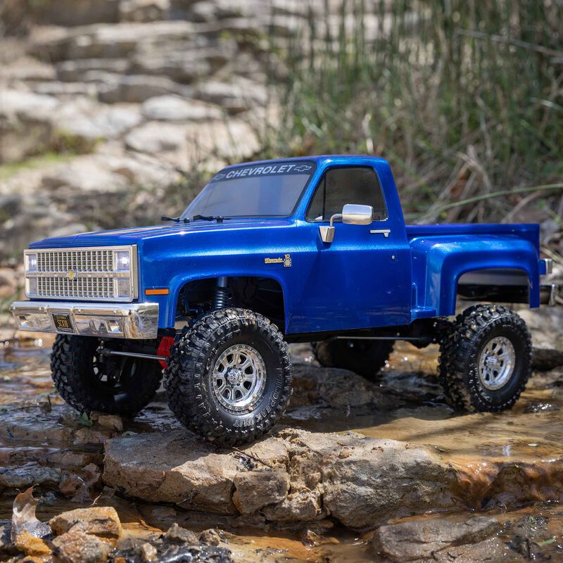 1/10 SCX10 III Base Camp 1982 Chevy K10 4X4 RTR