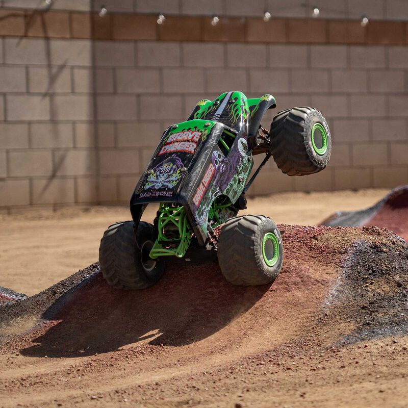 1/8 LMT 2.0 4X4 Solid Axle Brushless Monster Truck RTR
