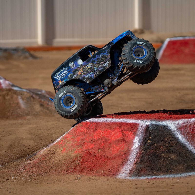 1/8 LMT 2.0 4X4 Solid Axle Brushless Monster Truck RTR