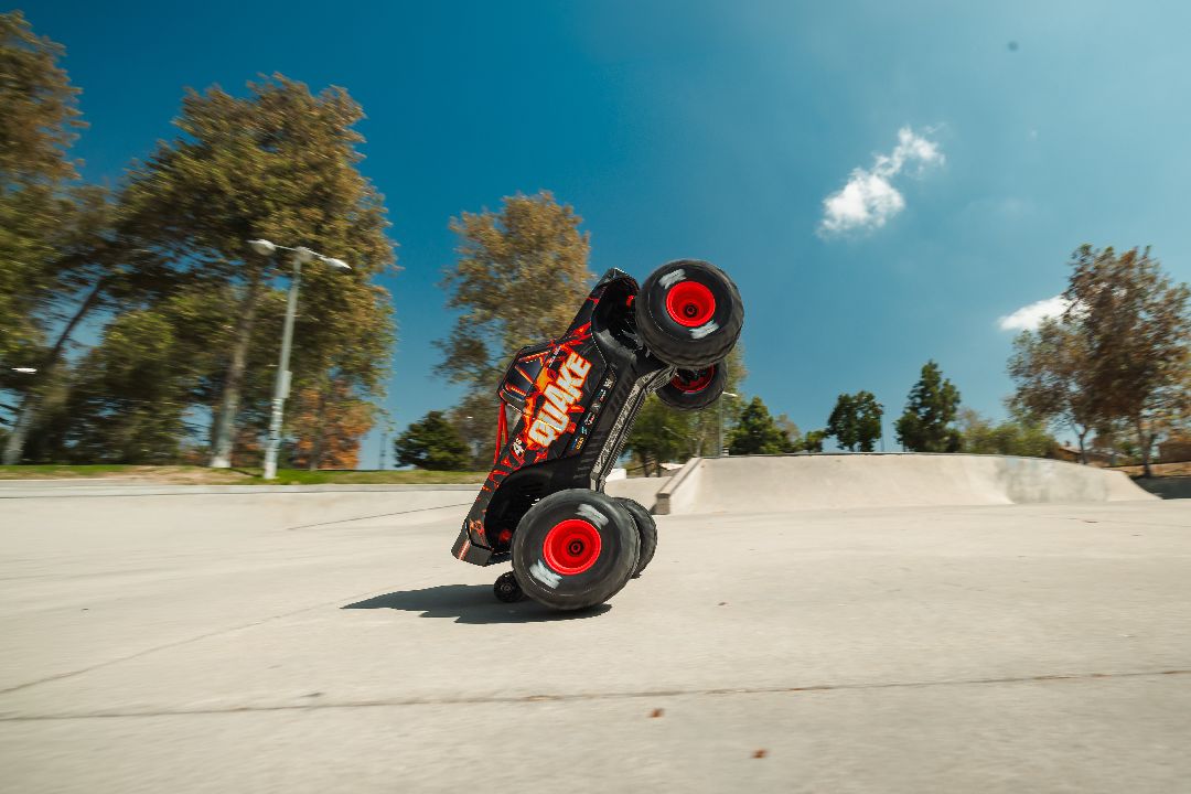 Arrma 1/8 QUAKE 4S DSC 4X4 Brushless RTR