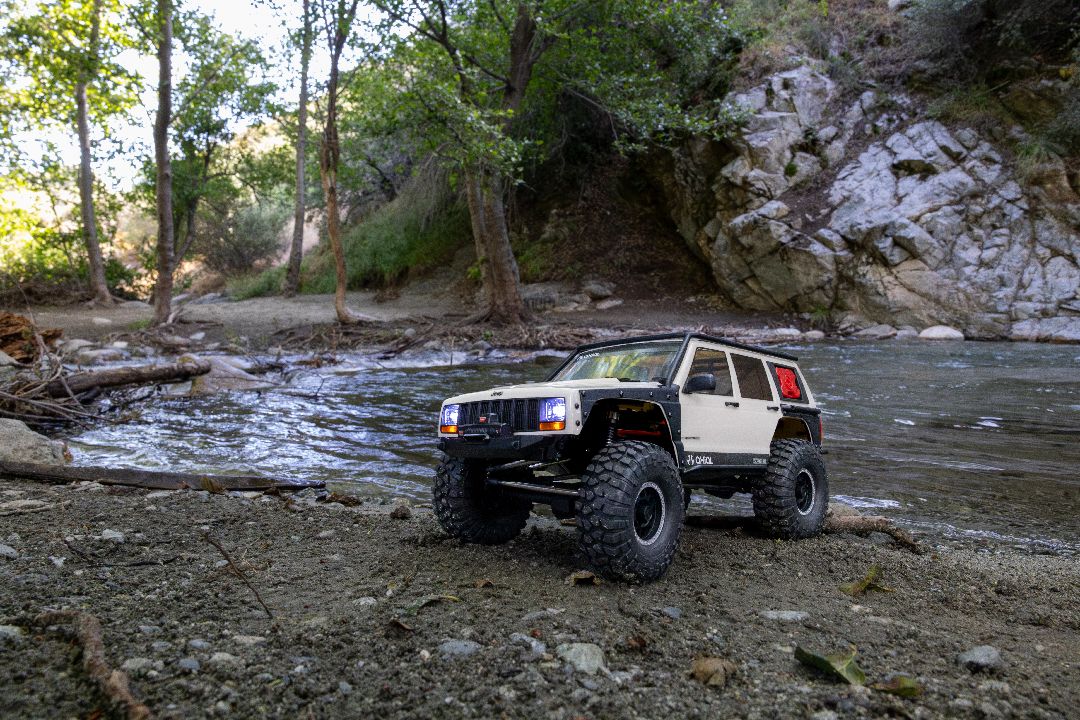 Axial 1/10 SCX10 III Jeep Cherokee XJ 4X4 RTR