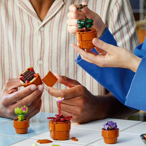 LEGO® Icons - 10329 Tiny Plants