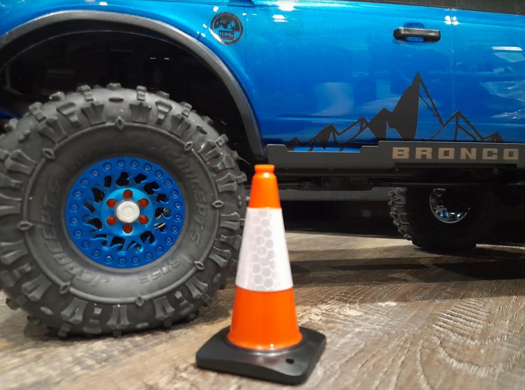 Set of (2) 1/10 Scale Cones