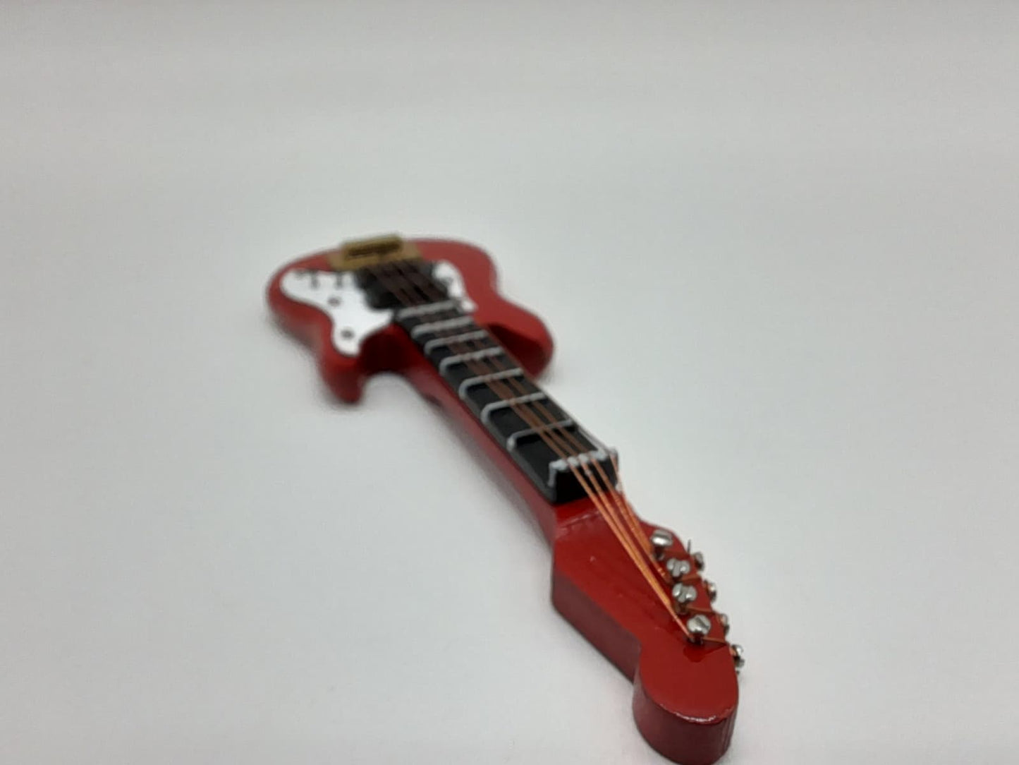 1/10 scale Electric guitar