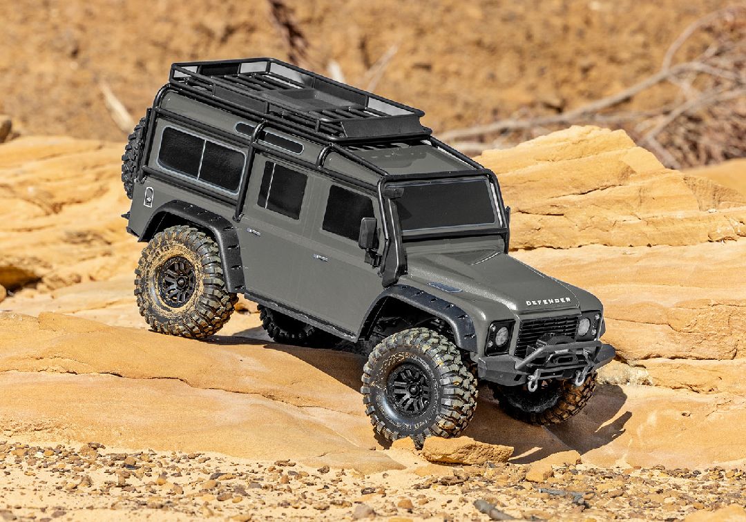 Traxxas 1/10 TRX-4 Defender 4WD RTR, Clipless Mounting