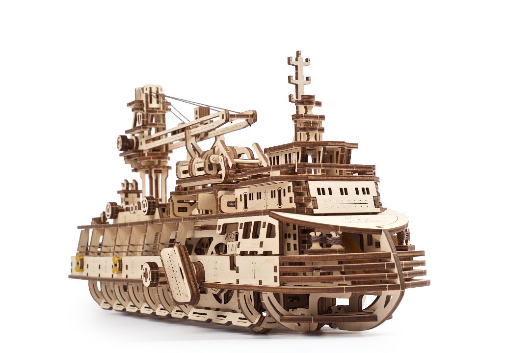 UGears Research Vessel   575 pieces